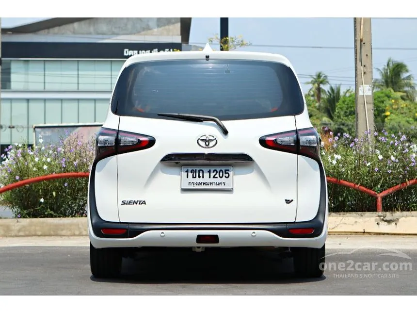 2020 Toyota SIENTA V Wagon