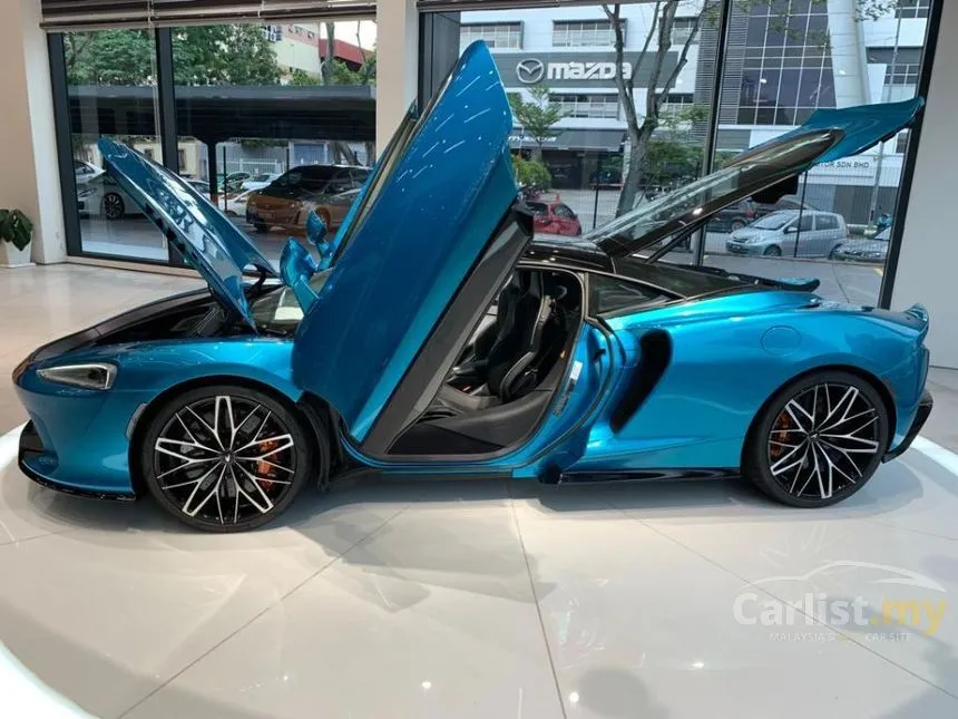 2022 McLaren GT Coupe