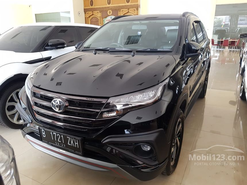 Jual Mobil  Toyota Rush  2019 TRD  Sportivo 1 5 di Jawa Barat 