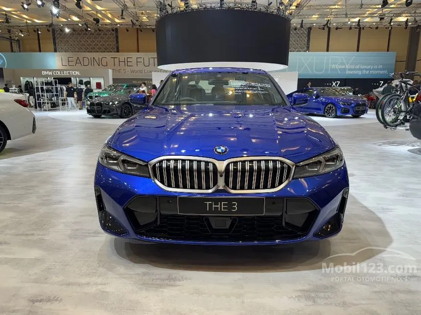 Jual Mobil BMW 320i 2024 M Sport 2.0 di DKI Jakarta Automatic Sedan Biru Rp 1.175.000.000