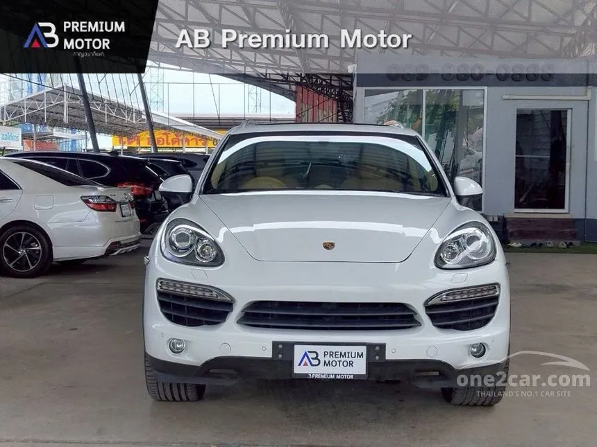 2013 Porsche CAYENNE S Hybrid SUV