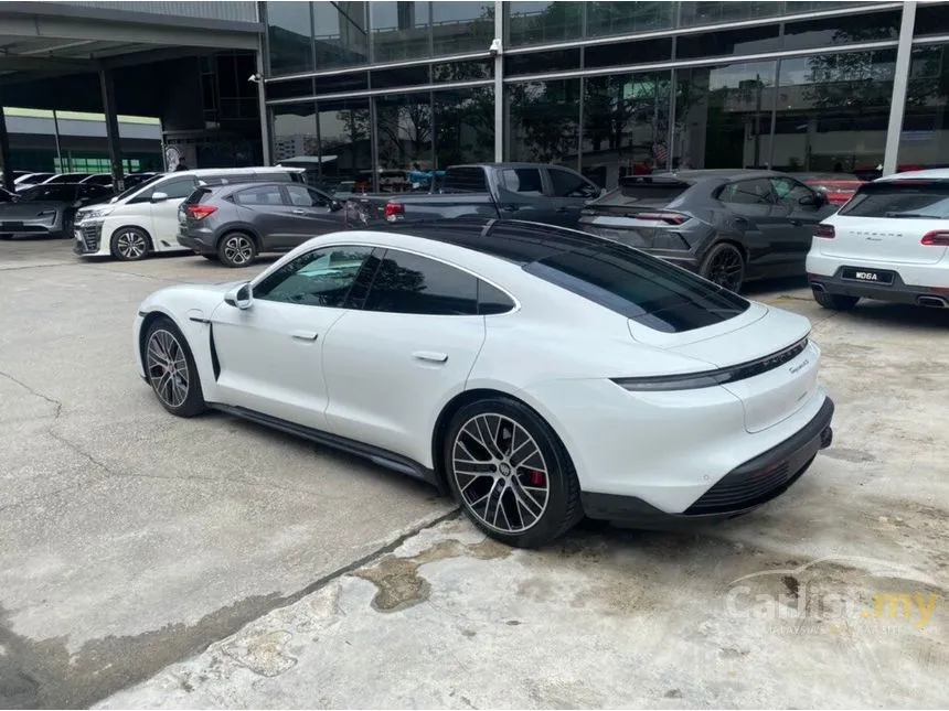 2021 Porsche Taycan 4S Sedan