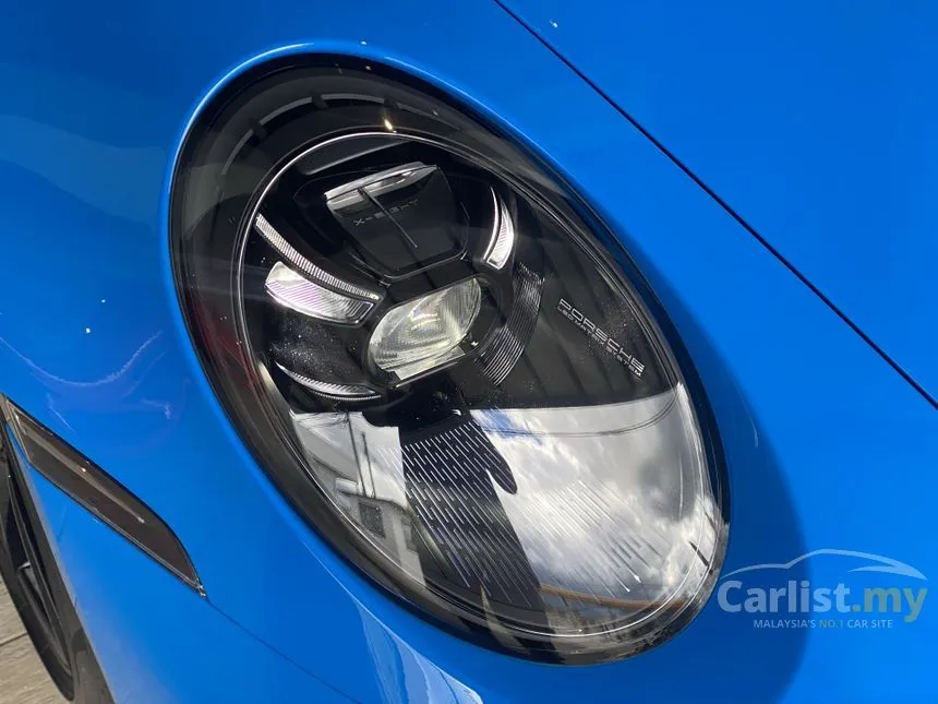 2022 Porsche 911 Carrera GTS Coupe