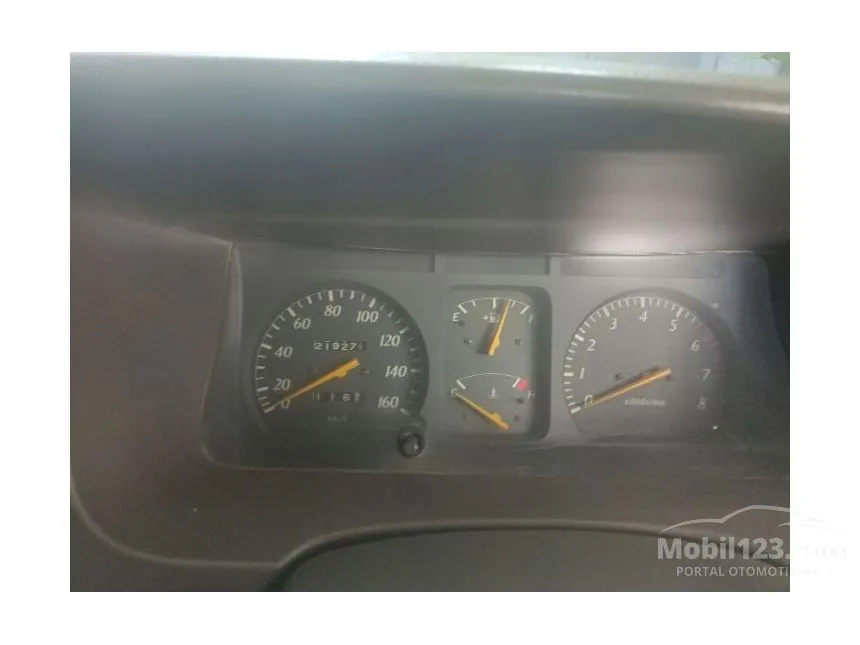 2003 Toyota Kijang Minibus GL Long (LGX) MPV