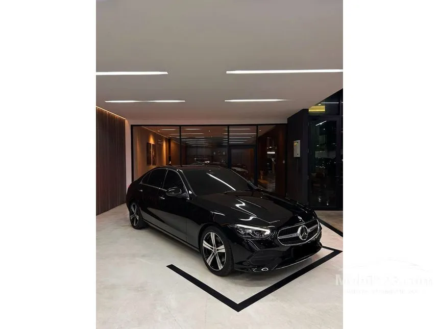 2023 Mercedes-Benz C200 Avantgarde Line Sedan