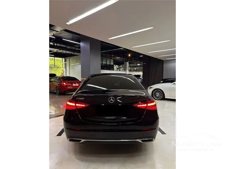 2023 Mercedes-Benz C200 Avantgarde Line Sedan