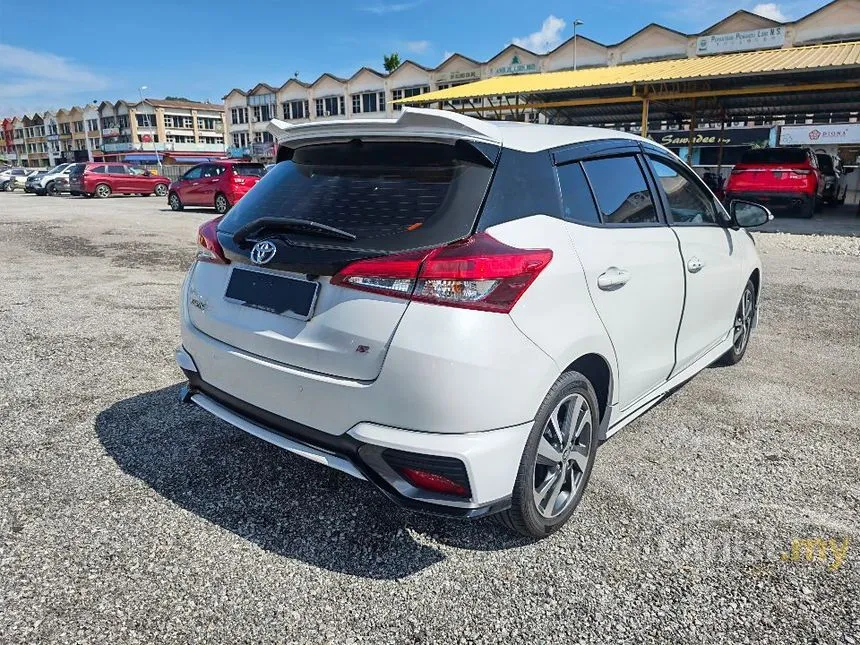 2022 Toyota Yaris E Hatchback