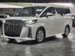 Recon 2018 Toyota Alphard 2.5S 8 Seated 2 power door, Roof Monitor