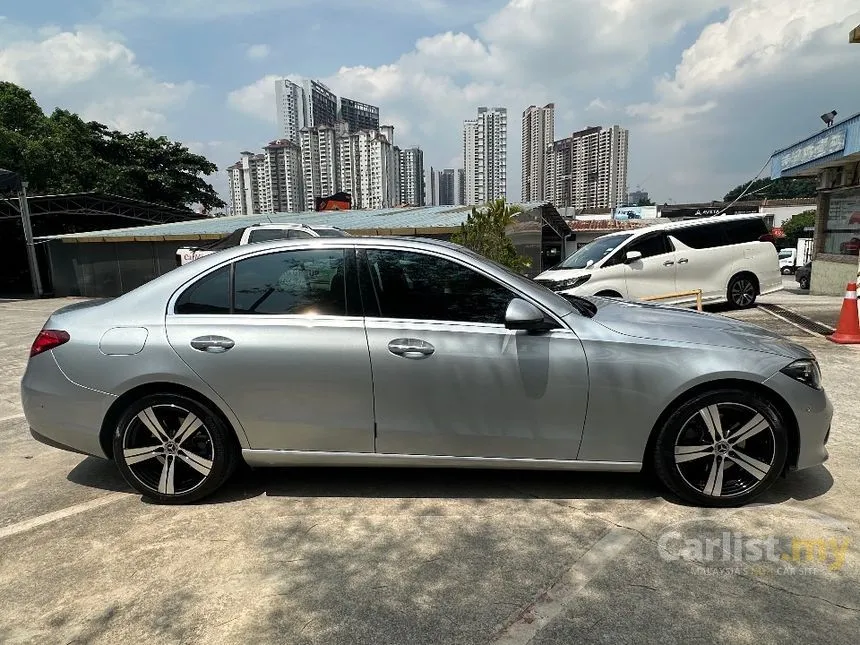 2022 Mercedes-Benz C200 Avantgarde Sedan
