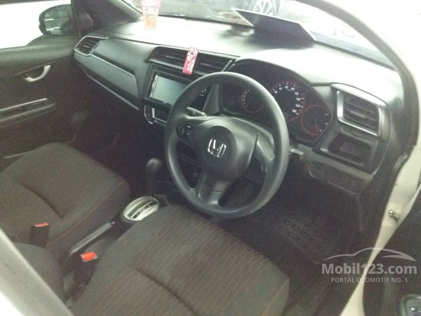 Jual Mobil  Honda  Brio  2019  RS 1 2 di Jawa Timur Automatic 