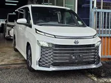 2022 Toyota Voxy 2.0 S-G 8-SEATER MPV HIGH LOAN APPROVE