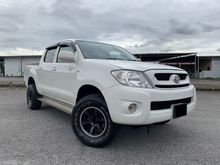 Toyota Hilux 2.5 Pickup Truck (M) STD 4X4 CAR KING