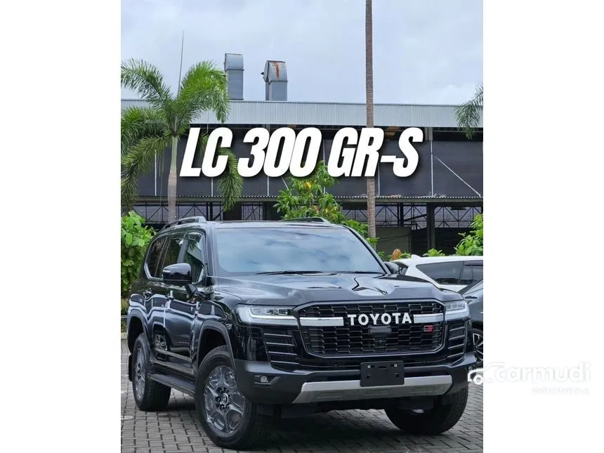 2025 Toyota Land Cruiser 300 VX-R 70th Anniversary SUV