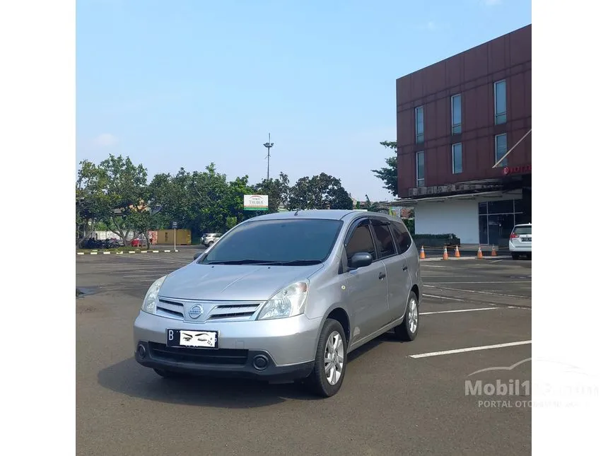 2011 Nissan Grand Livina SV MPV
