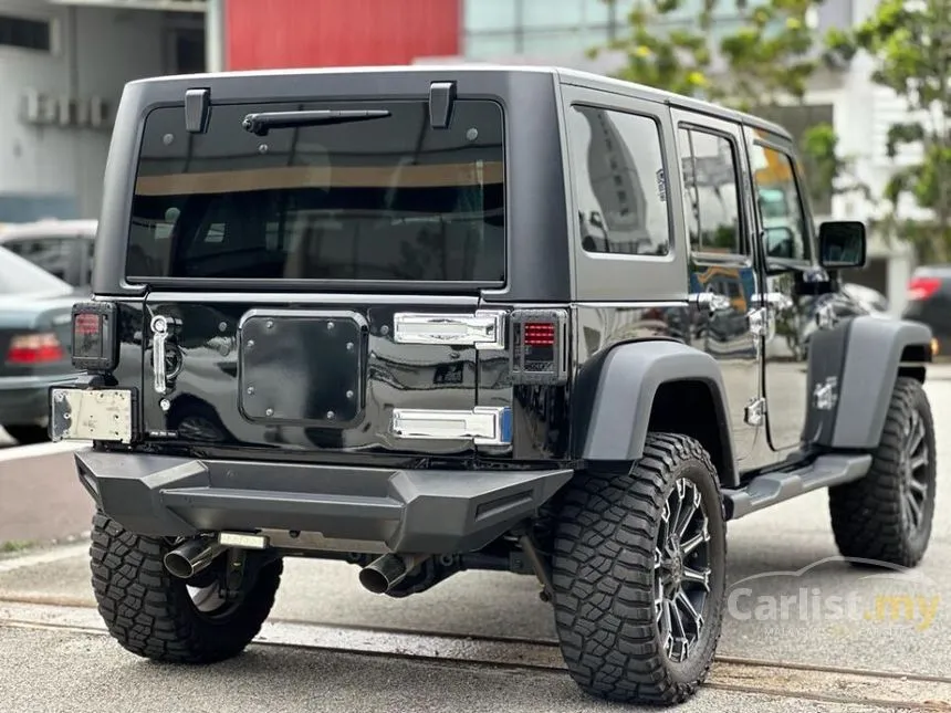 Recon 2018 Jeep Wrangler Unlimited Sahara  V6 Unregistered 