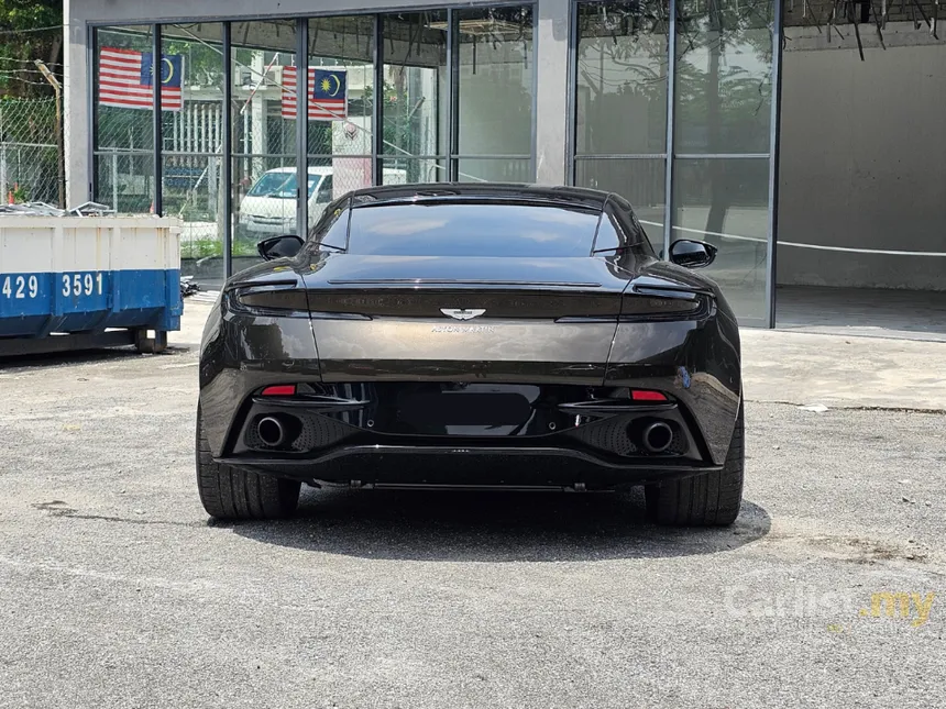 2018 Aston Martin DB11 V12 Coupe