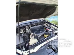 2019 Toyota Fortuner 2.4 VRZ TRD 4X2 SUV