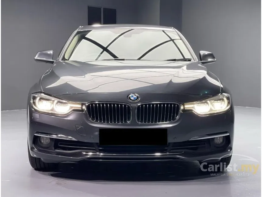 2018 BMW 318i Luxury Sedan