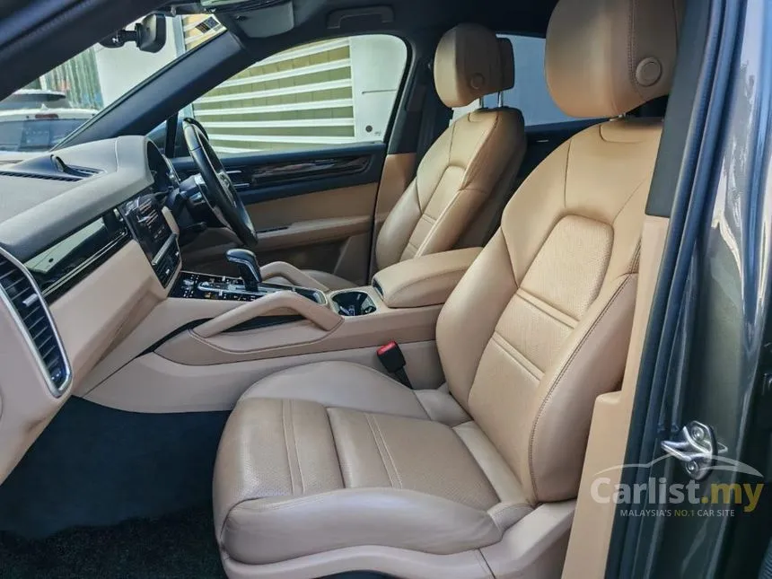 2022 Porsche Cayenne Coupe