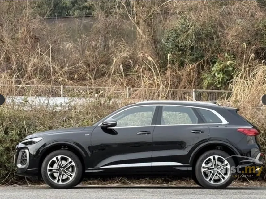 2025 Audi Q5 S Line Quattro TFSI SUV
