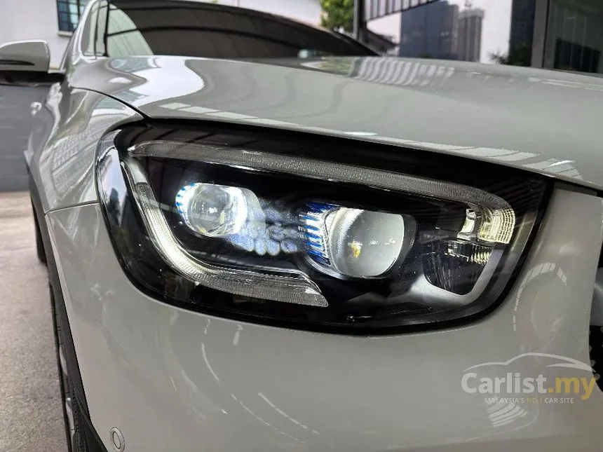 2019 Mercedes-Benz GLC300 4MATIC AMG Line Coupe