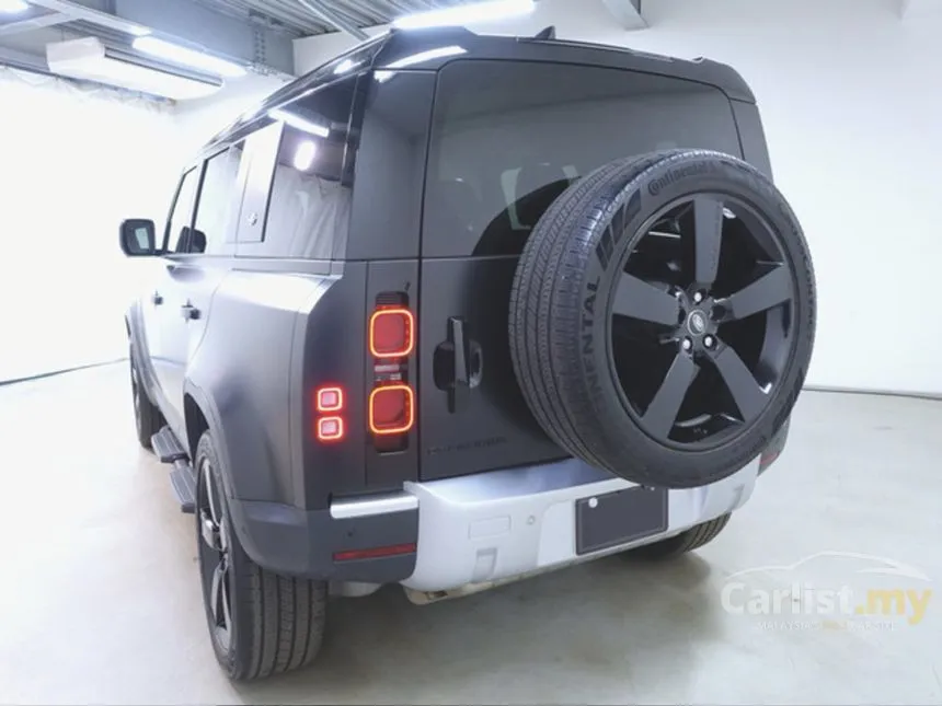 2024 Land Rover Defender 110 P300 XS SUV
