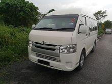 2015 Toyota Hiace 2.7 Window Van
