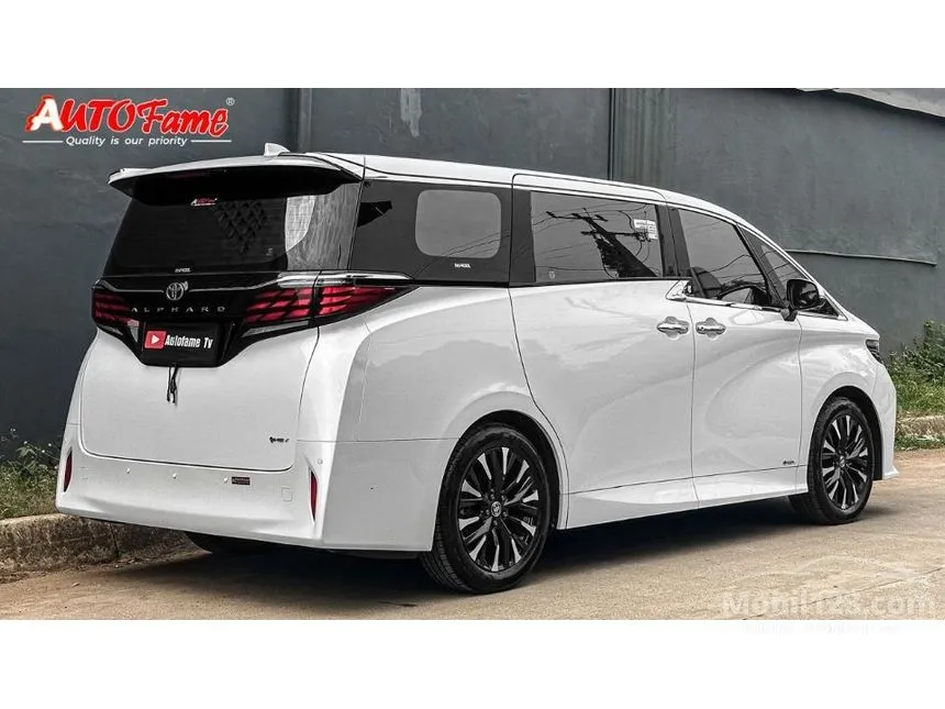 2024 Toyota Alphard HEV (Premium Color) MPV