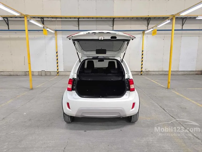2023 Suzuki Ignis GX SUV